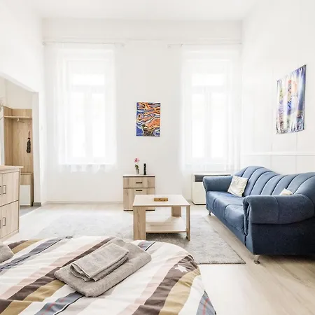 Lovely Studio In The Heart Of Budapeszt Zewnętrze zdjęcie